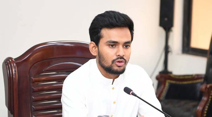 সাকিবকে ‘উদ্দেশ্য করে’ আসিফের ফেসবুক পোস্ট— ‘খুনিদের এন্ডোর্স নয়’